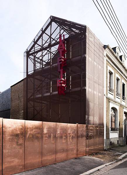 522dbe58e8e44e260100000b_l-atelier-aavp-architecture_gournay_063-723x1000.jpg 522dbe58e8e44e260100000b_l-atelier-aavp-architecture_gournay_063-723x1000.jpg