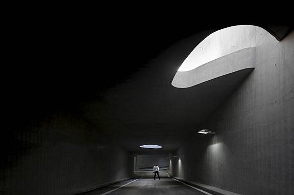 Laboratori Amore Pacific - Corea del Sud - ÁLVARO SIZA + CARLOS CASTANHEIRA.jpg Laboratori Amore Pacific - Corea del Sud - ÁLVARO SIZA + CARLOS CASTANHEIRA.jpg