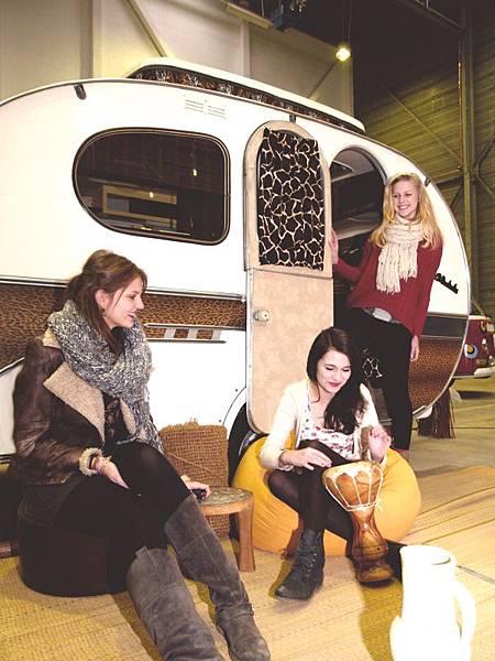 basecamp_besucher02.jpg basecamp_besucher02.jpg