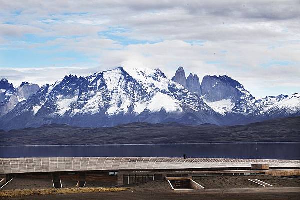 Tierra Patagonia Hotel y montan_as (foto_grafo Morten Andersen) copia.jpg Tierra Patagonia Hotel y montan_as (foto_grafo Morten Andersen) copia.jpg