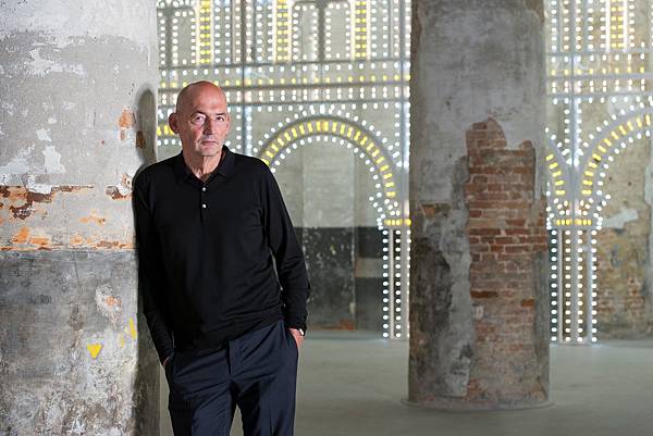 Rem Koolhaas - Luminaire photo credit Rem Koolhaas - Luminaire photo credit