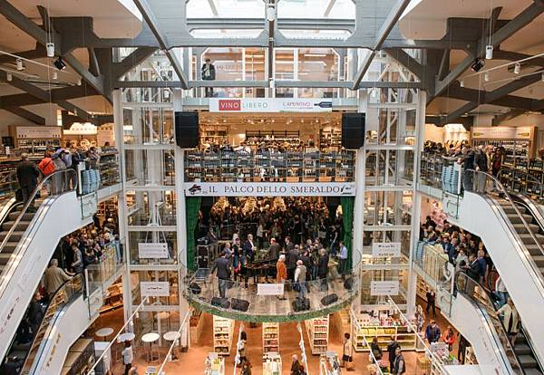 Eataly-2_oggetto_editoriale_720x600 Eataly-2_oggetto_editoriale_720x600
