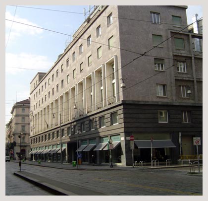 EmpArmaniJean2_Manzoni31.jpg EmpArmaniJean2_Manzoni31.jpg