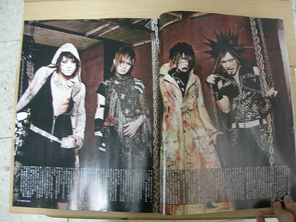 FOOL'S MATE-2011 06月号P24~25.JPG FOOL'S MATE-2011 06月号P24~25.JPG
