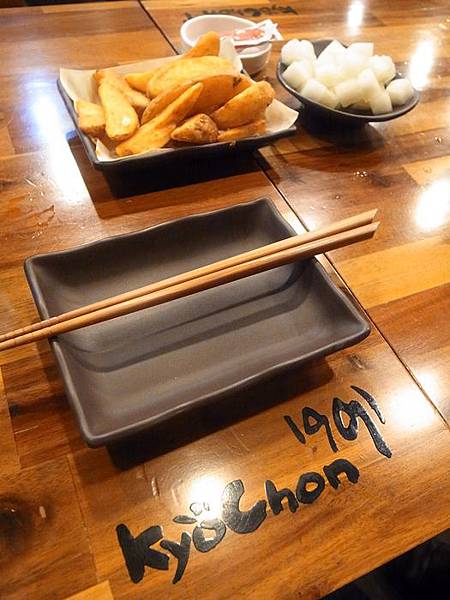 橋村炸雞 Kyochon-韓國美食-新設洞站韓國炸雞 (15)