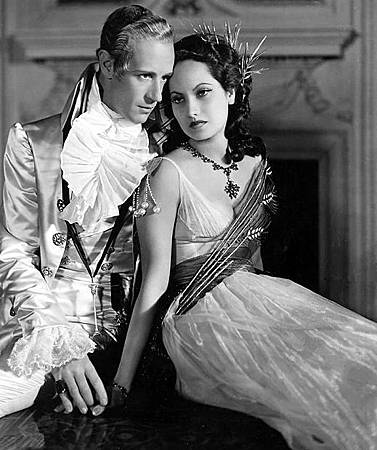 The Scarlet Pimpernel-1934-LeslieHoward-MerleOberon The Scarlet Pimpernel-1934-LeslieHoward-MerleOberon