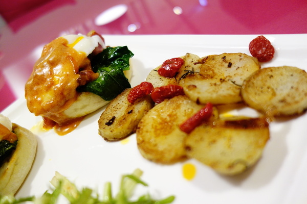 Avenir Cafe+夢幻餐點與用餐環境 Avenir Cafe+夢幻餐點與用餐環境