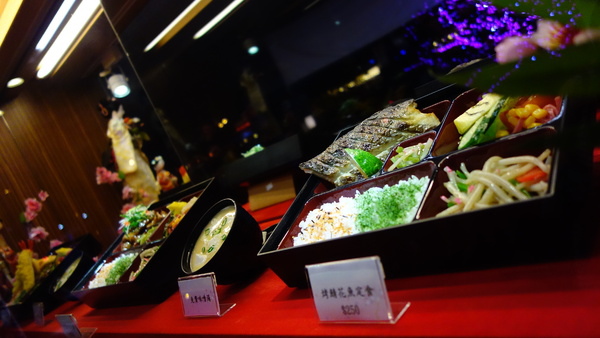 大匠食堂日本料理店 + 來日本料理店吃Pizza? 大匠食堂日本料理店 + 來日本料理店吃Pizza?