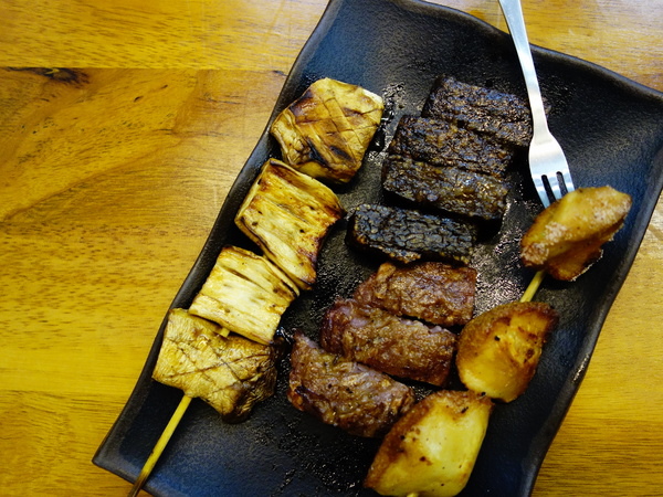 烤室苑 vs 考試院 + 上課美食傻傻搞不清楚 烤室苑 vs 考試院 + 上課美食傻傻搞不清楚