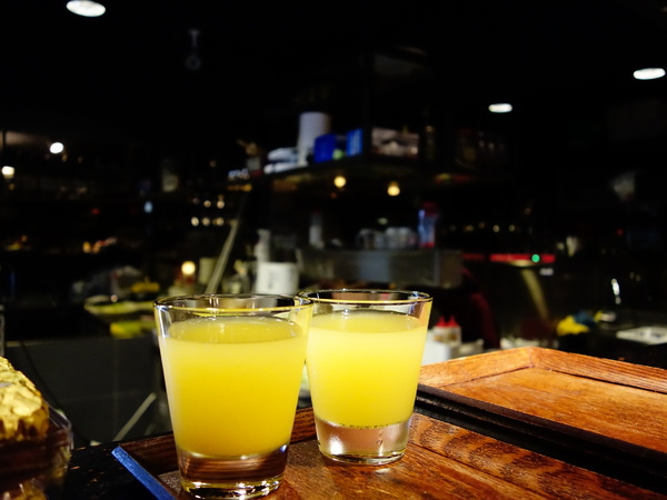 FrenchWindows 琺蘭綺瑥朵茶餐館：FrenchWindows 琺蘭綺瑥朵茶餐館 + 歐式風情 +花樣鬆餅好少女+限量的松露燉飯+異國風情 好滋味