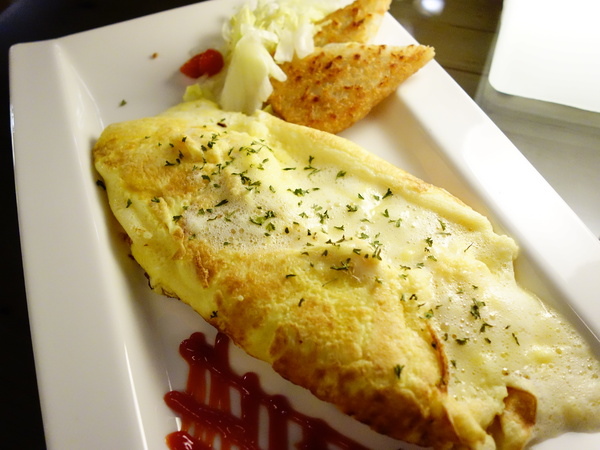 FrenchWindows 琺蘭綺瑥朵茶餐館：FrenchWindows 琺蘭綺瑥朵茶餐館 + 歐式風情 +花樣鬆餅好少女+限量的松露燉飯+異國風情 好滋味