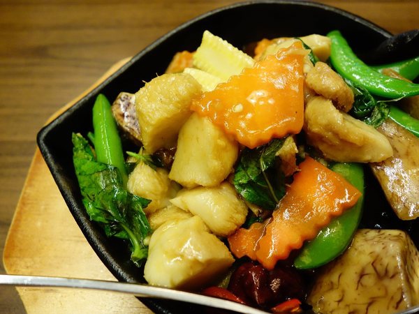 毫光-回田蔬苑+素食+士林區 毫光-回田蔬苑+素食+士林區