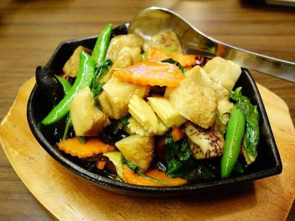 毫光-回田蔬苑+素食+士林區 毫光-回田蔬苑+素食+士林區