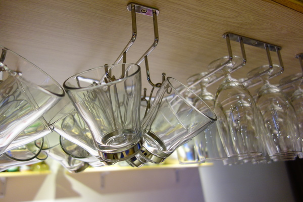 Brookhurst CaliPHOnia  布魯克加州式越南餐廳：布魯克加州式越南餐廳+異國美食+加州清淡遇上越南酸辣+雞肉河粉+BBQ豬+素食春捲+新鮮檸檬蘇打+東區+