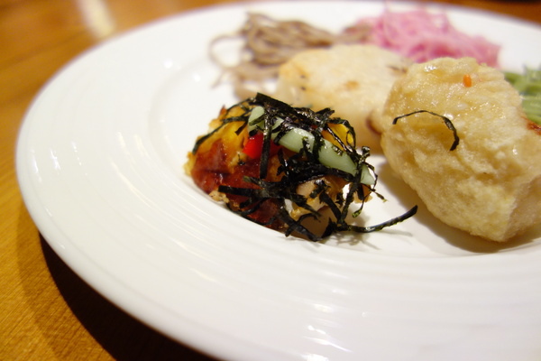 蓮香齋+素食吃到飽 蓮香齋+素食吃到飽