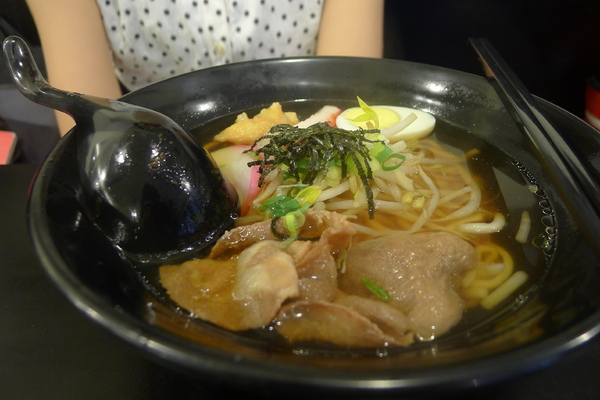 食。新竹清大夜市。二六食堂