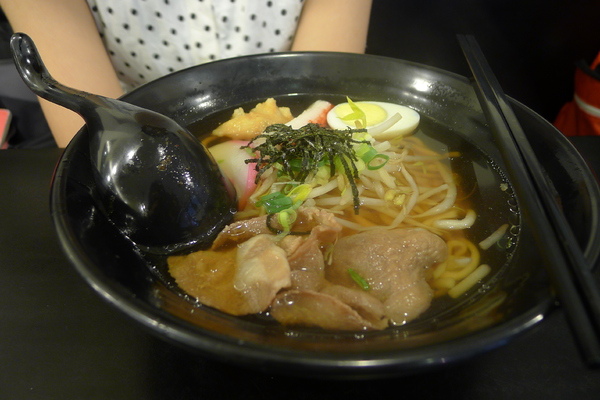 食。新竹清大夜市。二六食堂