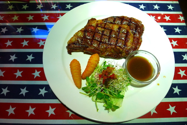 食。台北板橋。WORTHY活西美式餐飲 食。台北板橋。WORTHY活西美式餐飲