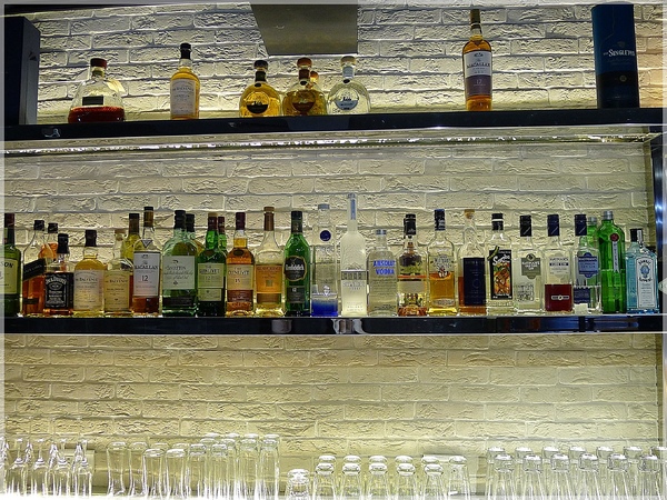 食。El Cielo。延吉街裡有氣氛的小酒吧! 食。El Cielo。延吉街裡有氣氛的小酒吧!