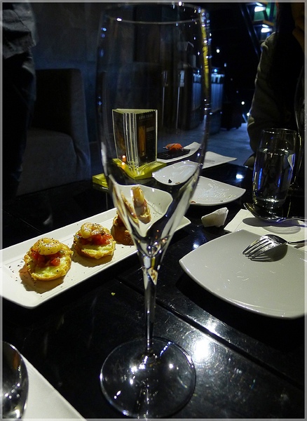 食。El Cielo。延吉街裡有氣氛的小酒吧! 食。El Cielo。延吉街裡有氣氛的小酒吧!