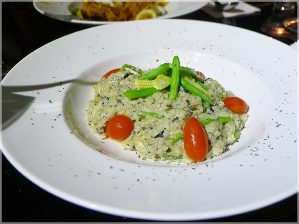 食。El Cielo。延吉街裡有氣氛的小酒吧! 食。El Cielo。延吉街裡有氣氛的小酒吧!