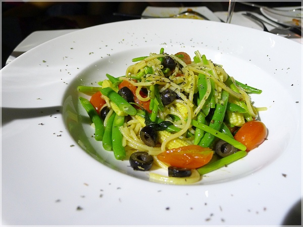 食。El Cielo。延吉街裡有氣氛的小酒吧! 食。El Cielo。延吉街裡有氣氛的小酒吧!