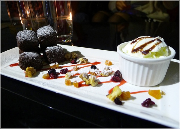 食。El Cielo。延吉街裡有氣氛的小酒吧! 食。El Cielo。延吉街裡有氣氛的小酒吧!