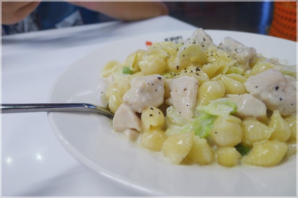 食。新竹清大夜市。KIRIN PASTA。特色百元義大利麵+貝殼麵