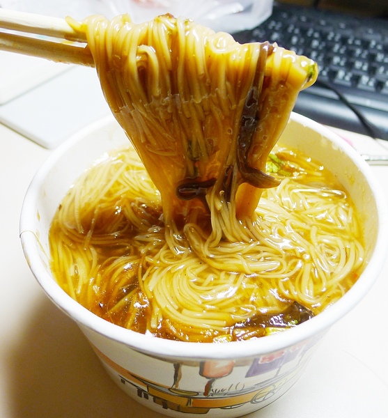 食。新竹清夜。大腸蚵仔麵線+傳統肉圓超好吃