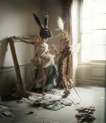 vogue italia april 10 by tim walker.jpg vogue italia april 10 by tim walker.jpg
