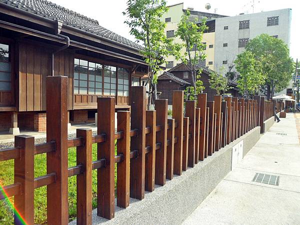 檜意森活村-造型木製欄杆