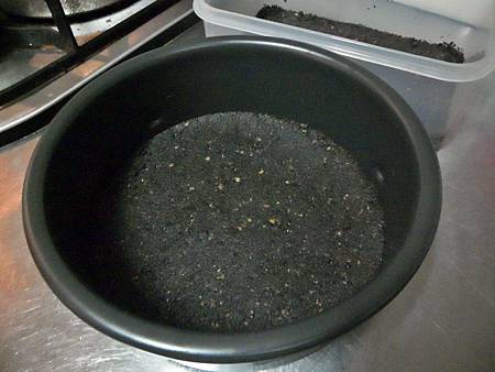 芒果慕斯蛋糕-6吋蛋糕模蛋糕基體.JPG 芒果慕斯蛋糕-6吋蛋糕模蛋糕基體.JPG