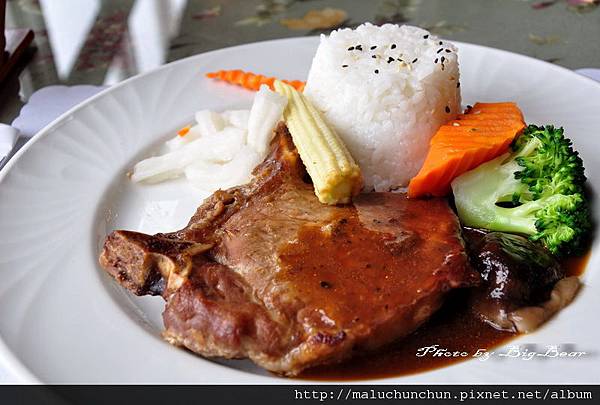 烤丁骨豬排.JPG 烤丁骨豬排.JPG