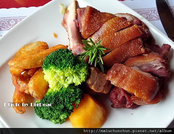 MEMN016.jpg MEMN016.jpg