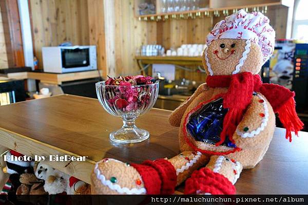 MEMN006.jpg MEMN006.jpg