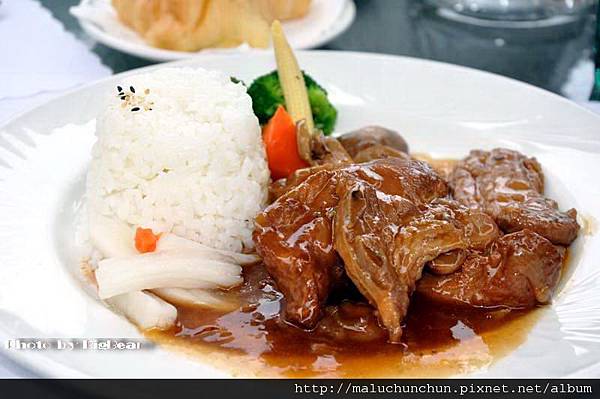 04香燉豬排(洋蔥蘑菇) .jpg 04香燉豬排(洋蔥蘑菇) .jpg