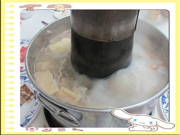 聚餐酸菜白肉鍋 (16)