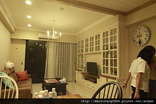 7895102798_4e3340b27a_z