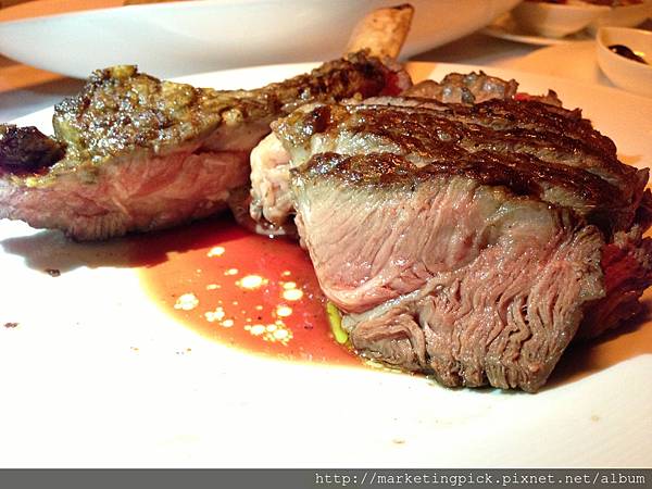 Costata Fiorentina肉嫩汁香 Costata Fiorentina肉嫩汁香