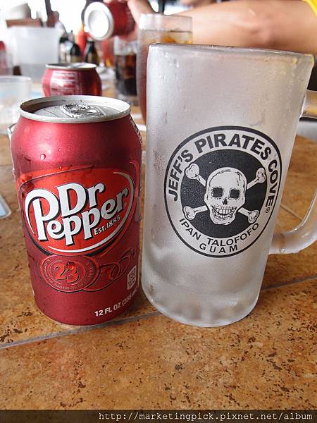 冰凍的Dr Pepper @Jeff's Pirates Cove 冰凍的Dr Pepper @Jeff's Pirates Cove