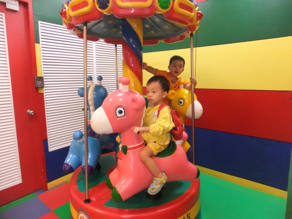 2012_0609_mark_033 2012_0609_mark_033