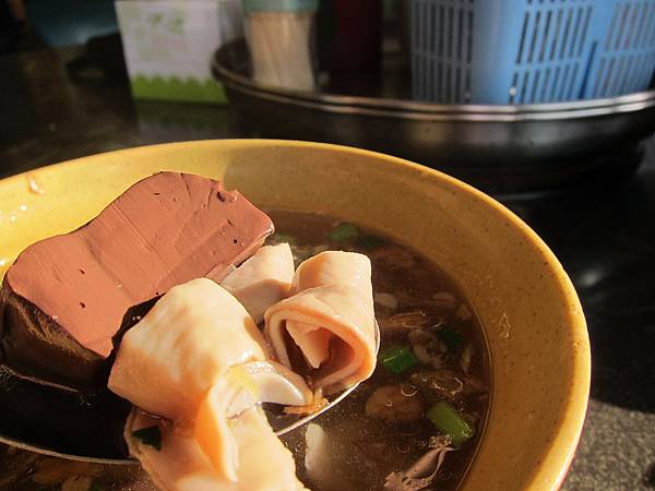 豬血加腸湯 大腸豬血湯.JPG