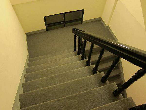 樓梯 IMG_0642.JPG