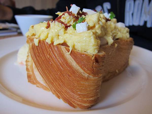 乳酪培根丹麥吐司 IMG_7073