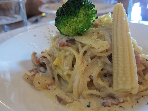 奶油培根蛋黃麵 IMG_0713