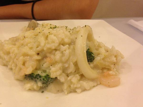 奶油煙燻雞肉義大利麵 IMG_2503