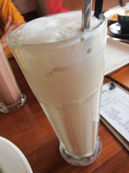 冰格雷伯爵鮮奶茶 IMG_1939
