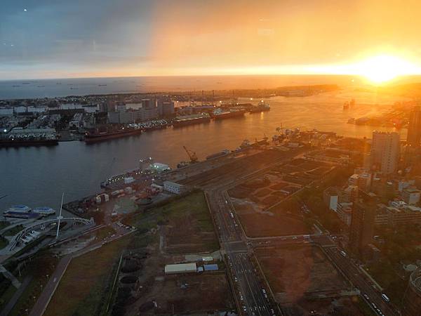 85大樓景觀 P8223107