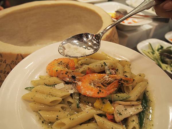 現炒義大利麵區 P8223273