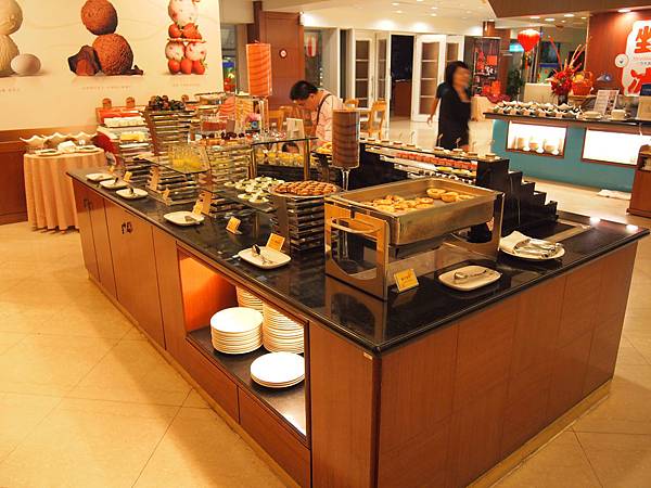 甜點區 P8223141